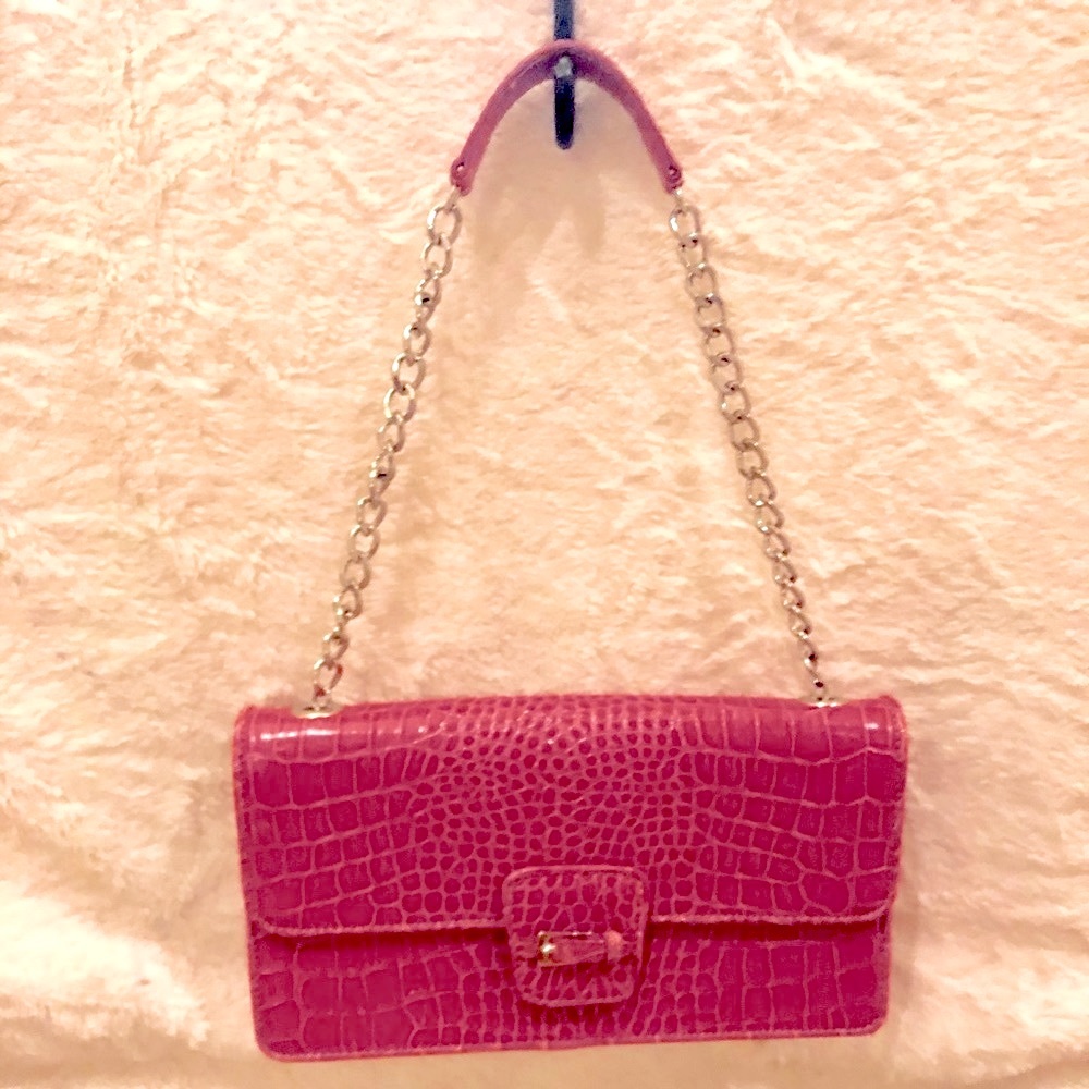 ✨S O L D✨ Liz Claiborne pink leather handbag